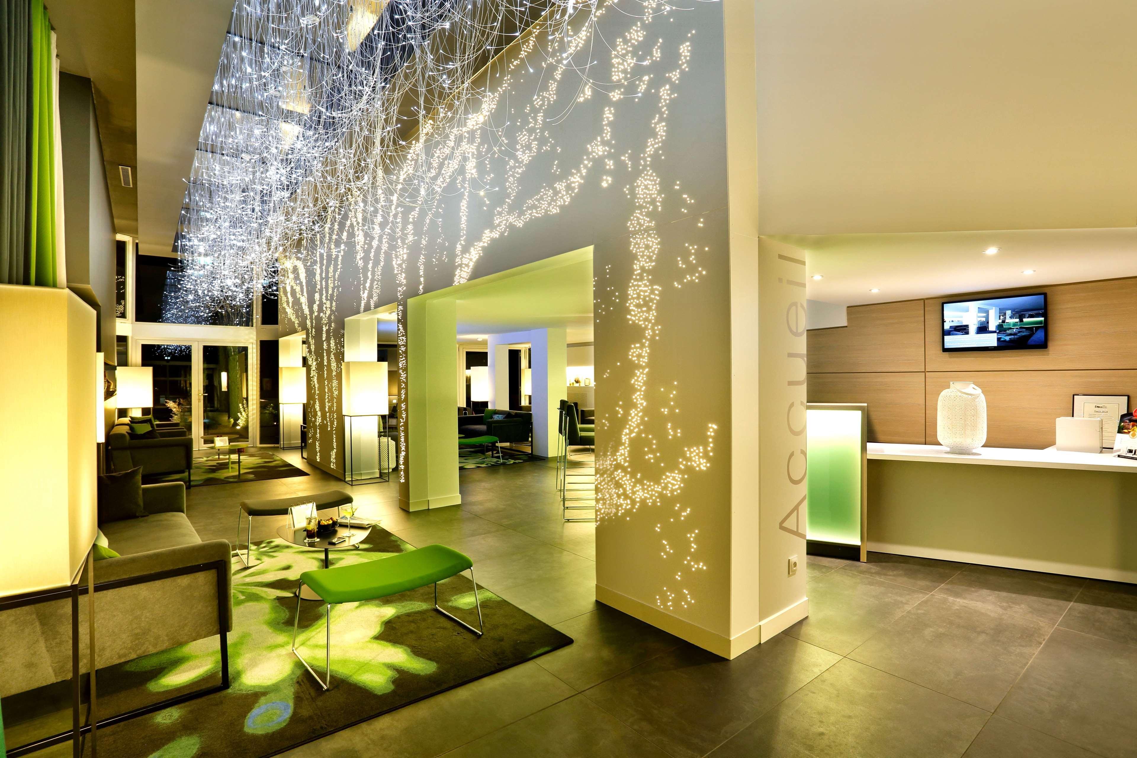 Best Western Plus Hotel Du Parc Chantilly Exterior photo